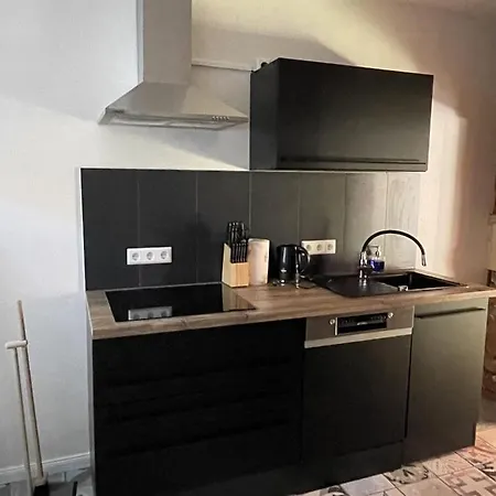 Waldwerk Am Wasserfall