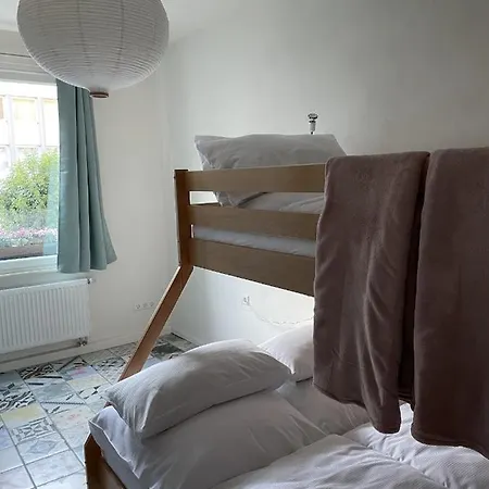 Waldwerk Am Wasserfall